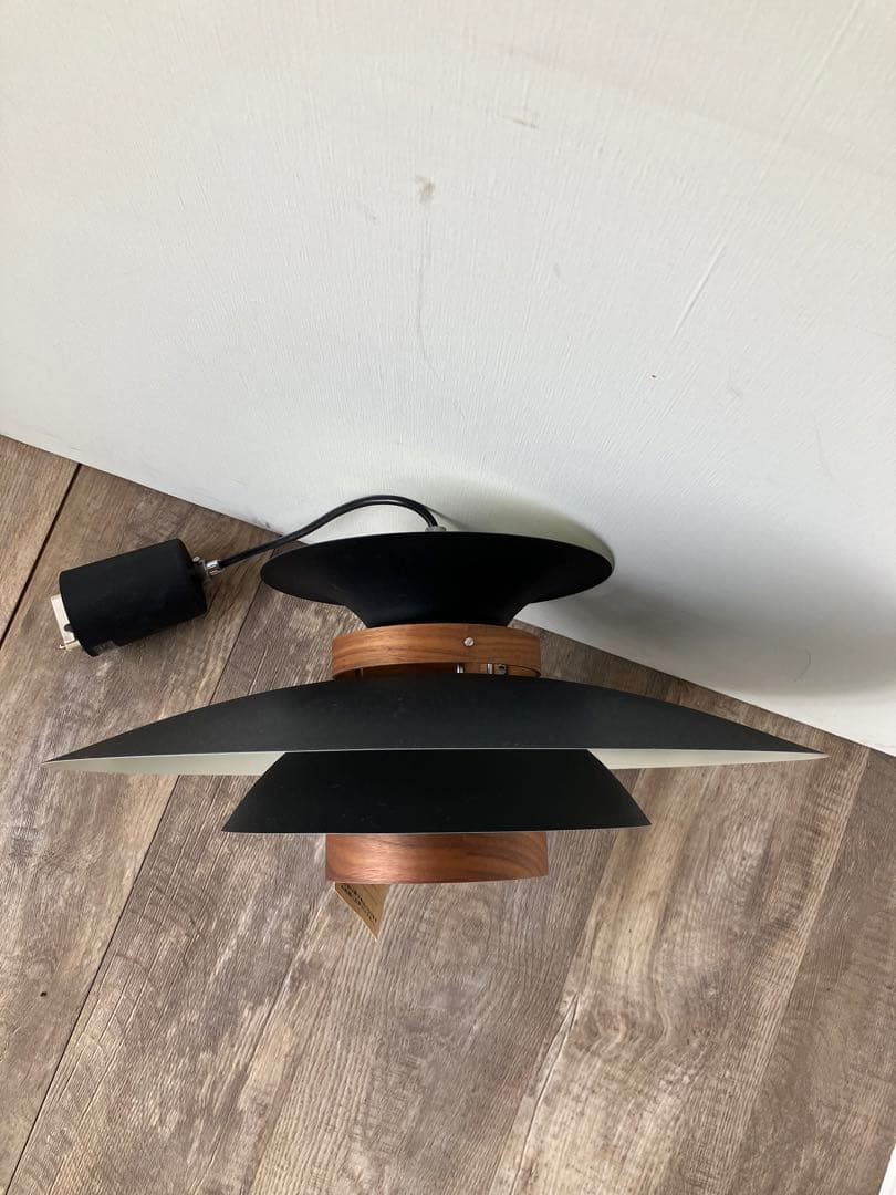 インターフォルム　メルチェロ　照明　北欧　LED照明　展示品