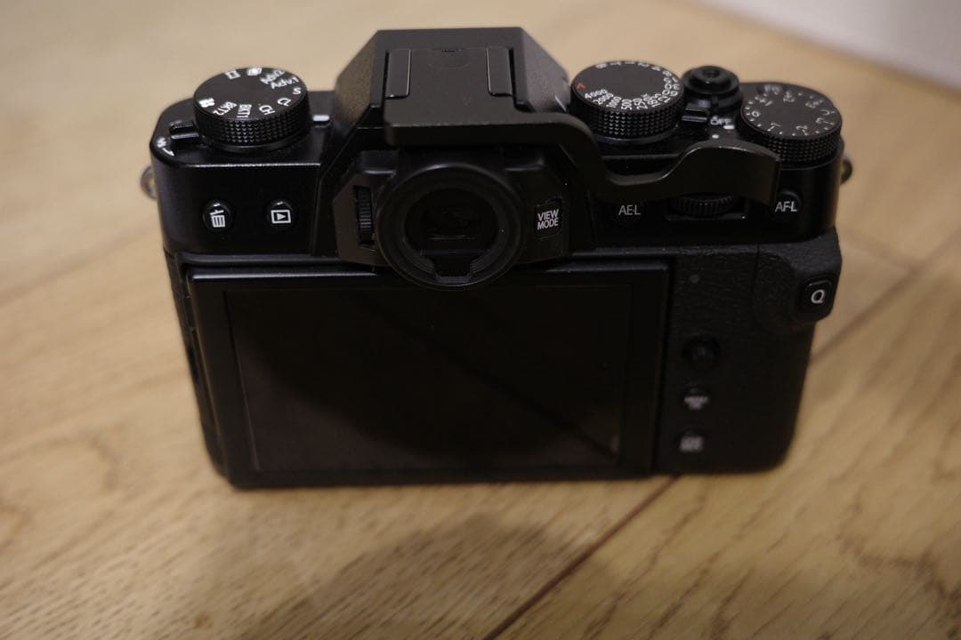 Fujifilm X-T30 ミラーレス一眼 本体