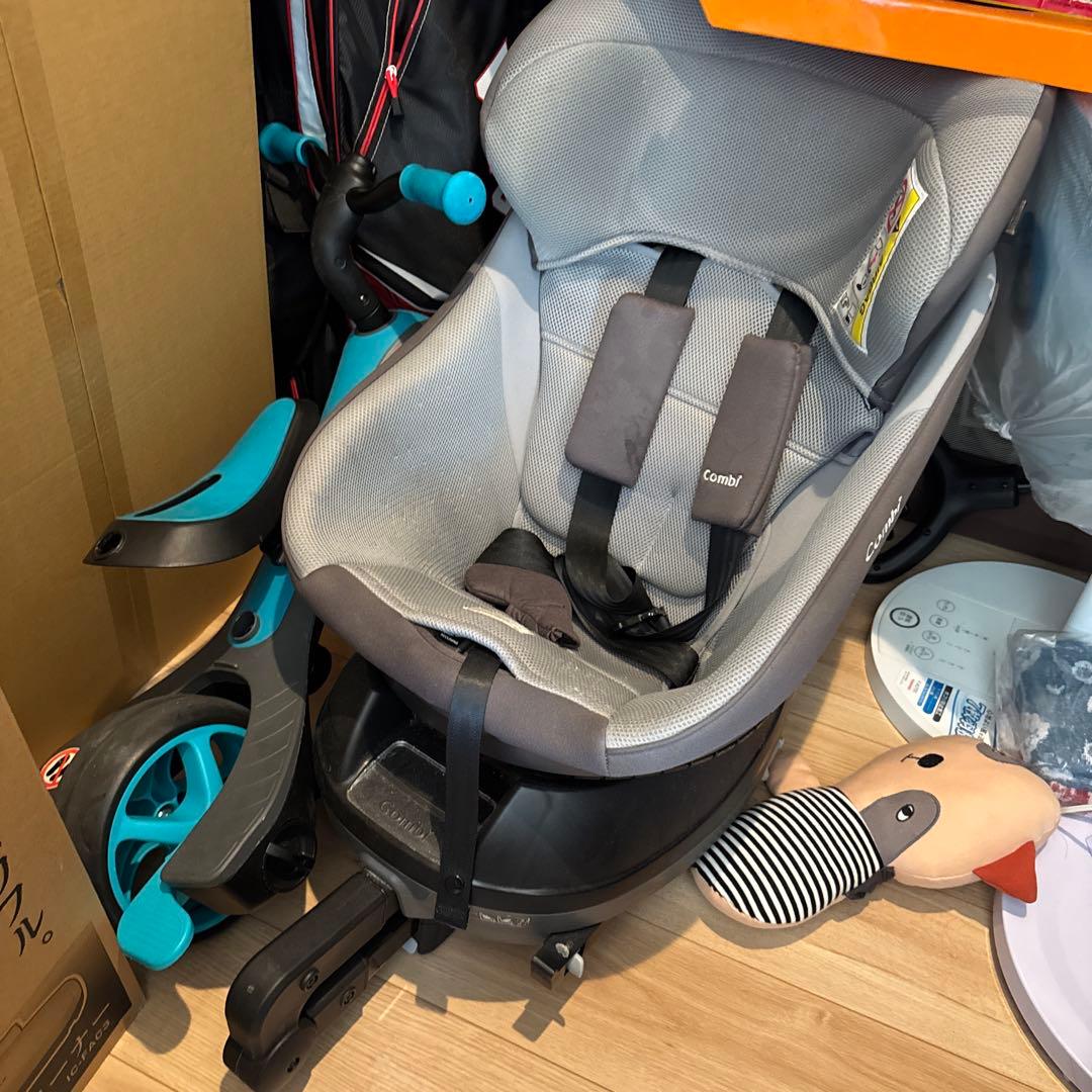 【特価】コンビ クルムーヴ グレー チャイルドシート