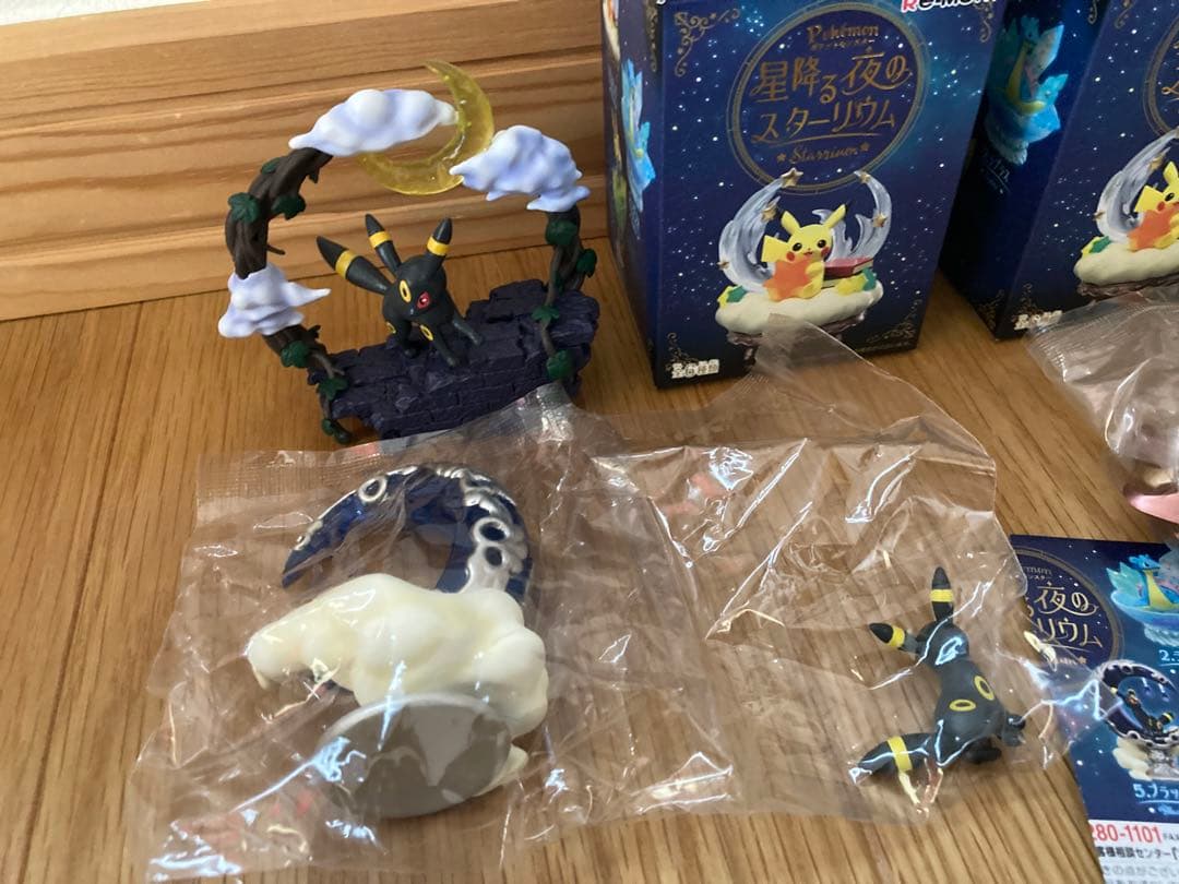 ポケモン　ブラッキー　エーフィ　フィギュア　リーメント