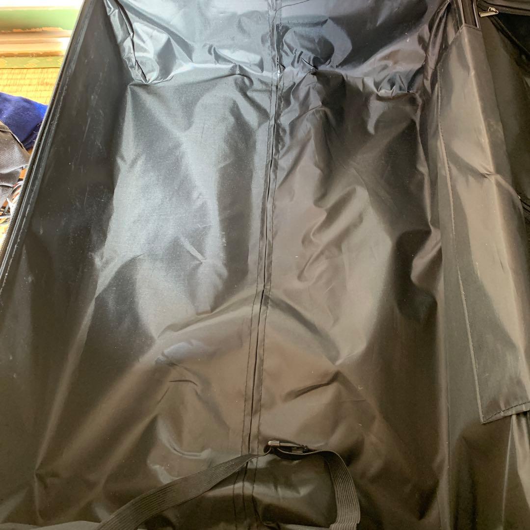 美品ー一度しか使用していない超大型スーツケース