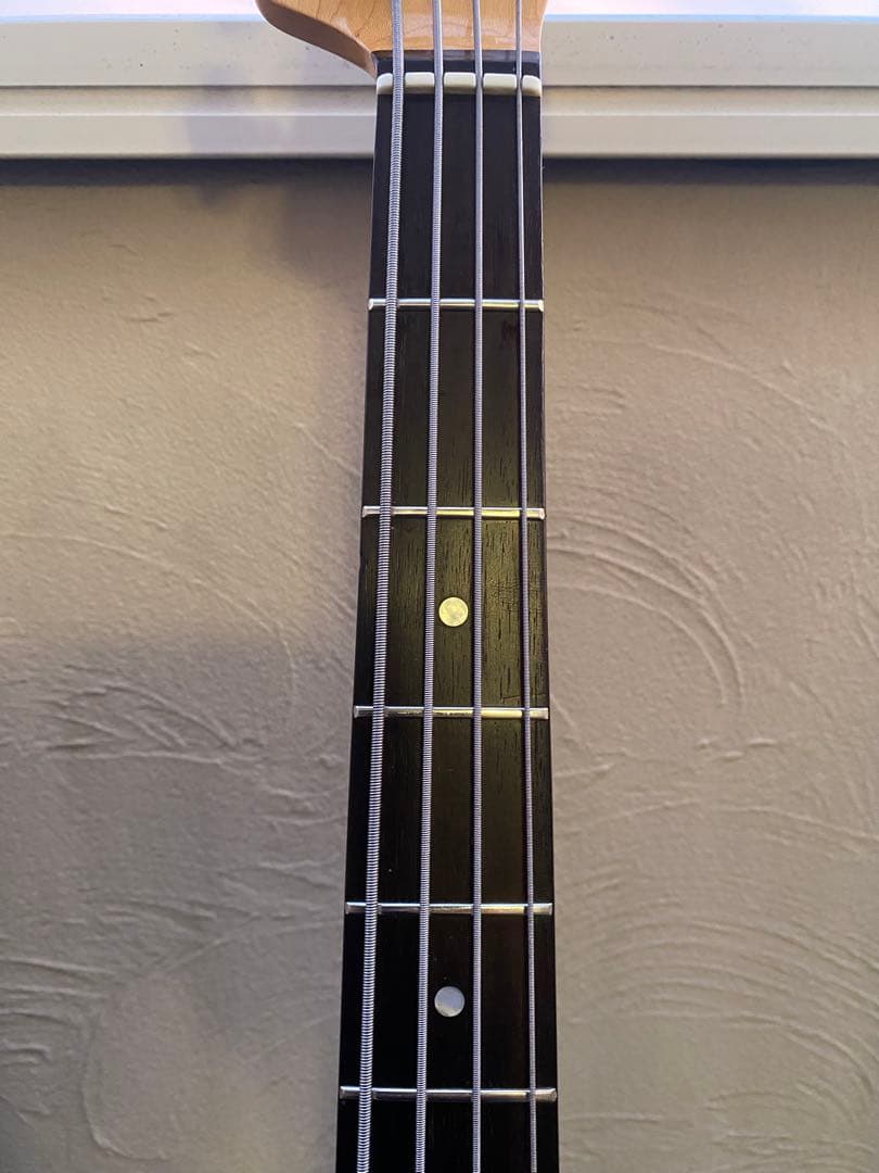 Bacchus BJB-300R(バッカス ジャズベースタイプ)