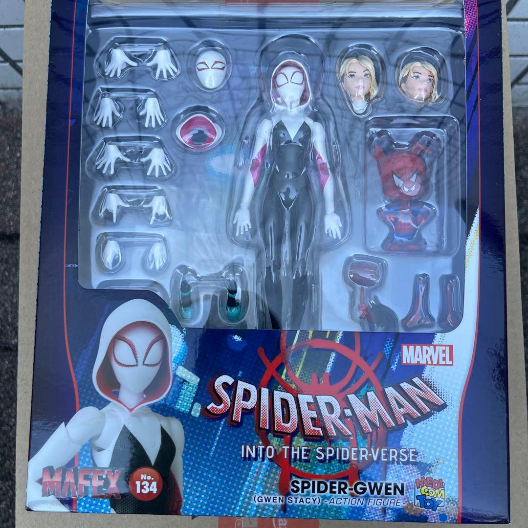 【新品未開封】MAFEX スパイダーグウェン No. 134 フィギュア