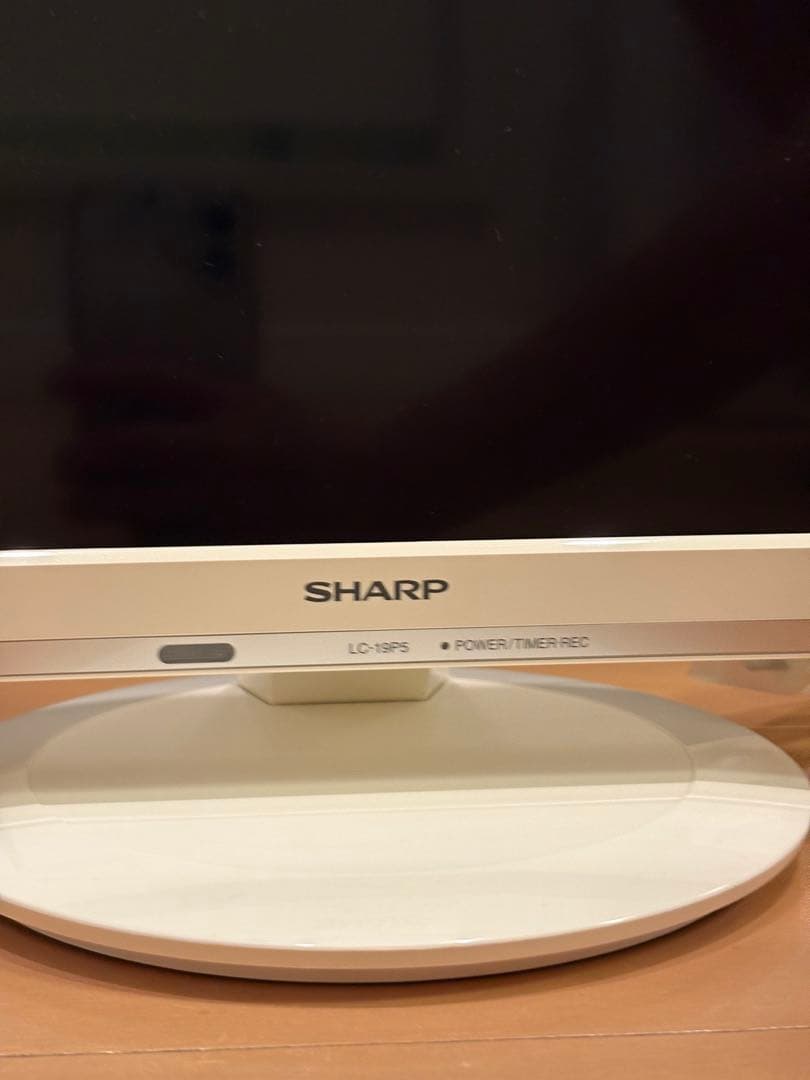 SHARP AQUOS TV シャープ 液晶テレビ　ホワイトLC-19P5