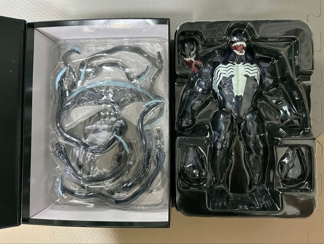 アイアン・スパイダー、カーネイジ、フィギュア ZD Toys