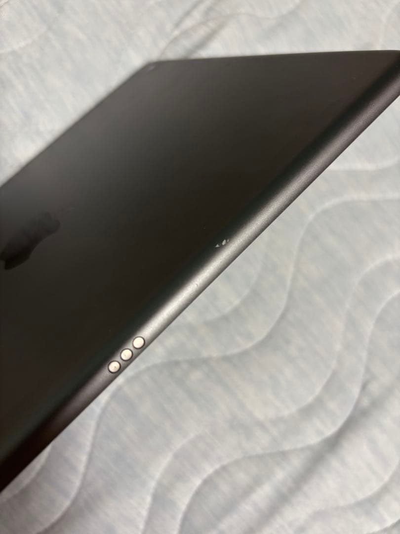 iPad(第8世代) 32GB WiFiモデル スペースグレー