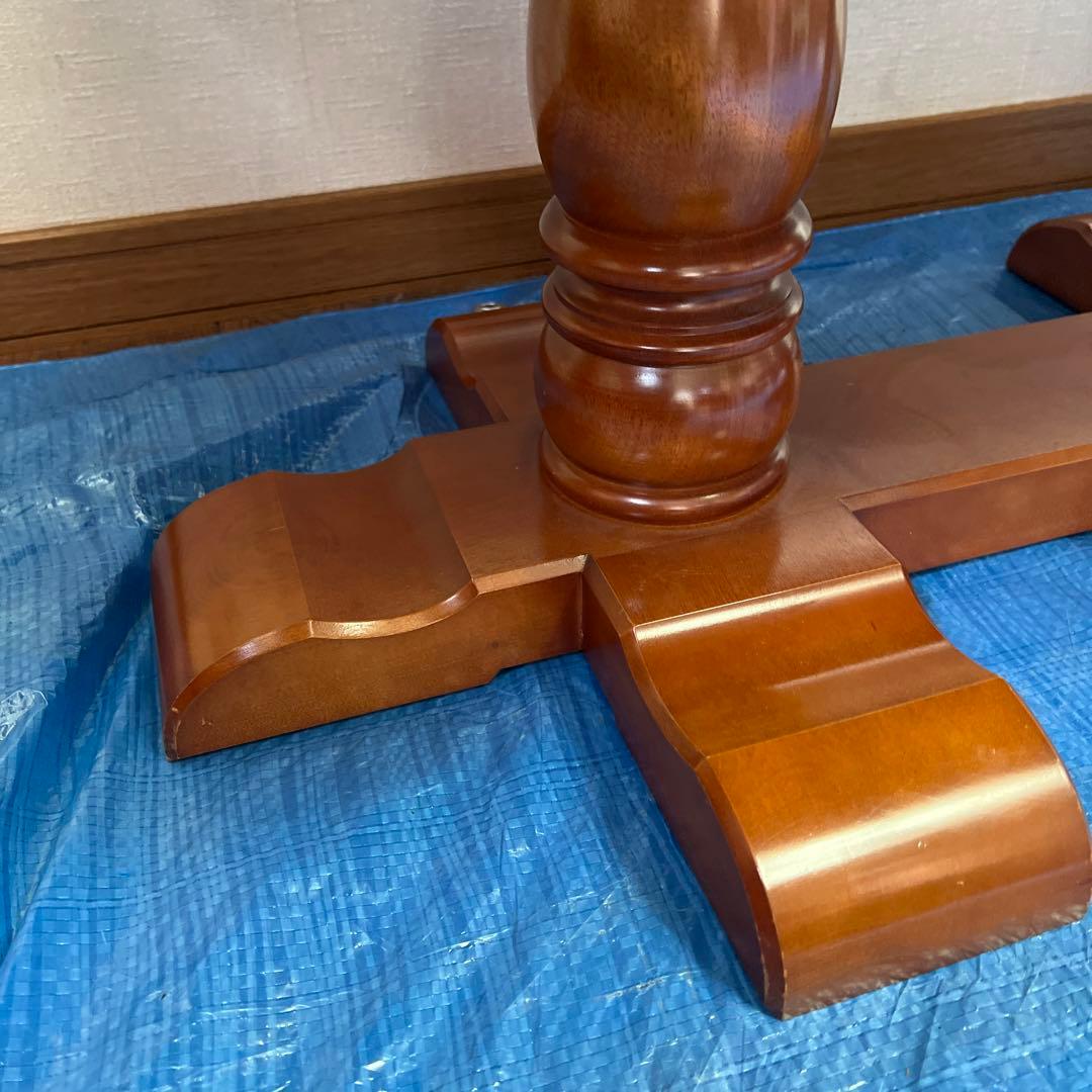 横浜ダニエル ローテーブル