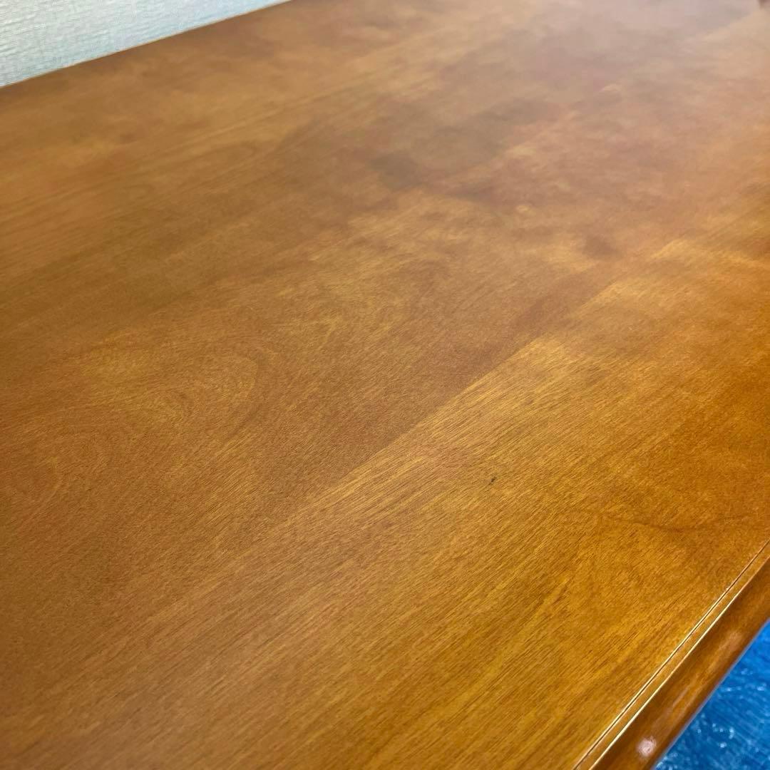 横浜ダニエル ローテーブル