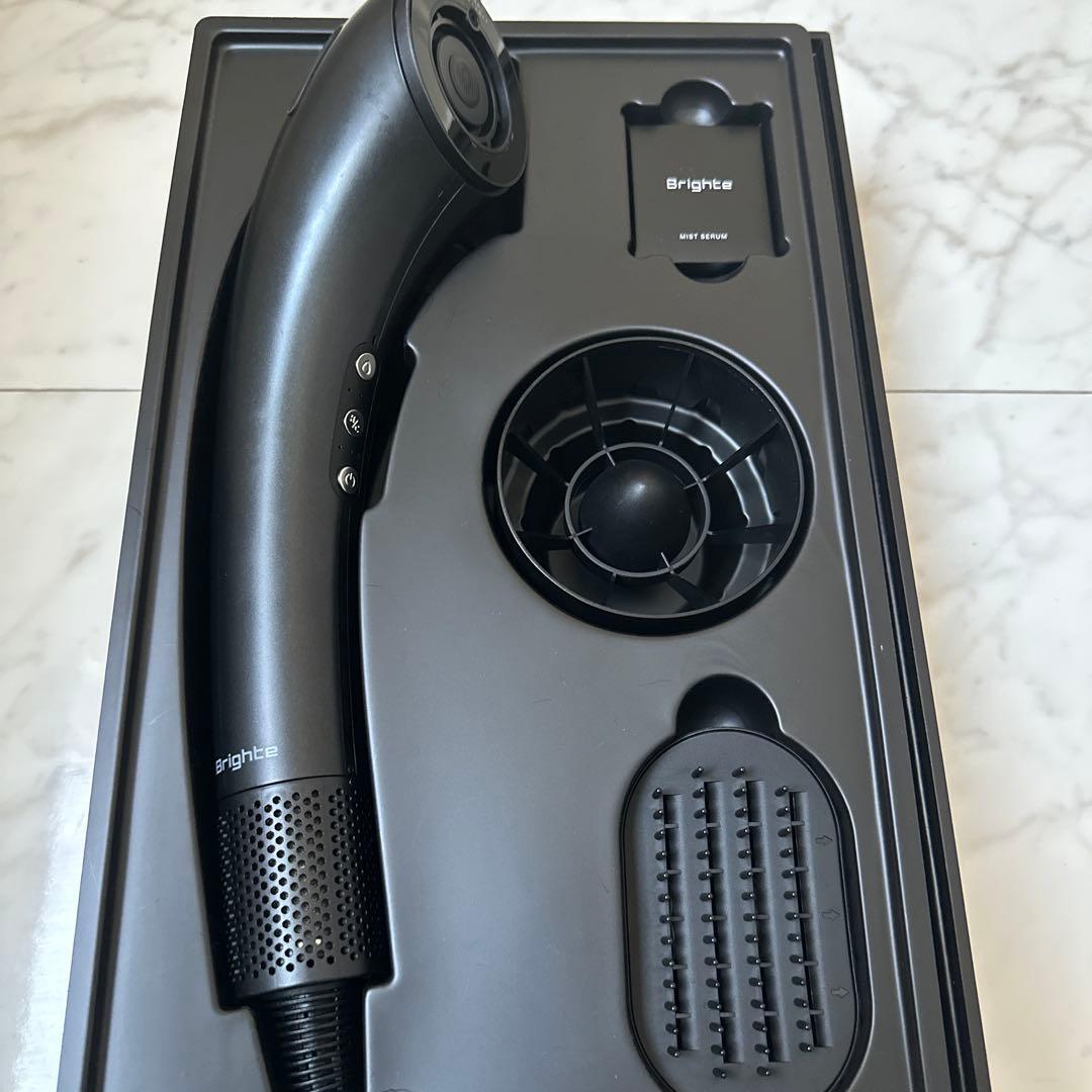 Brighte ヘアドライヤー ミストセラム付き