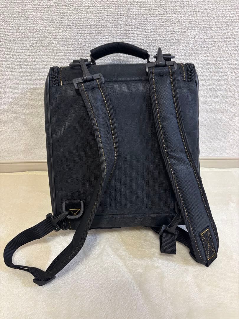 Markbass Little Mark IVベース用アンプ　ケース&ケーブル付