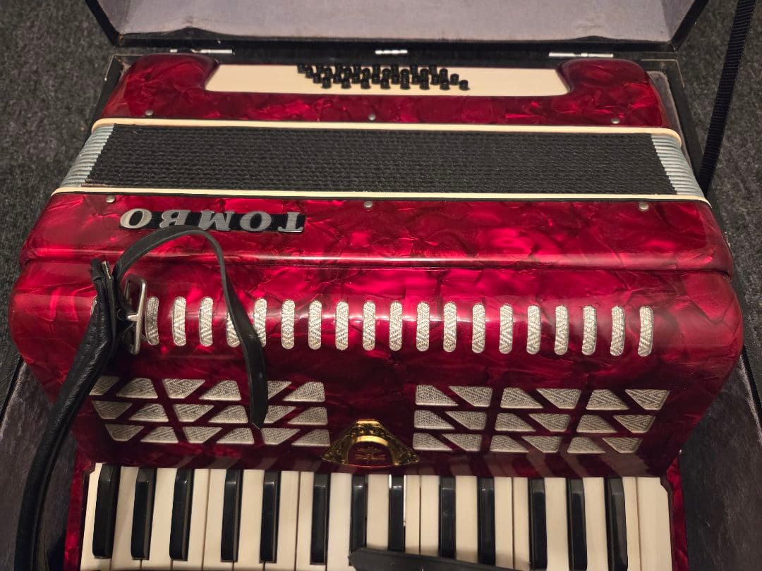 TOMBO アコーディオン T32N レッド 純正ハードケース付き