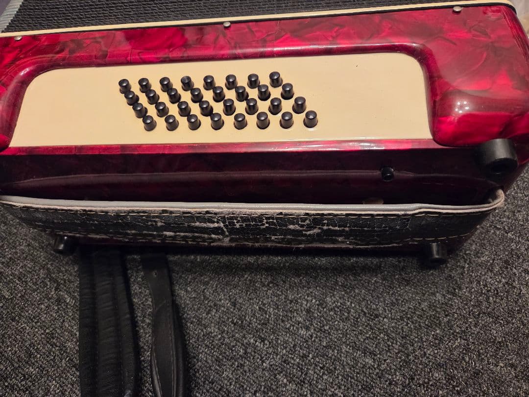 TOMBO アコーディオン T32N レッド 純正ハードケース付き