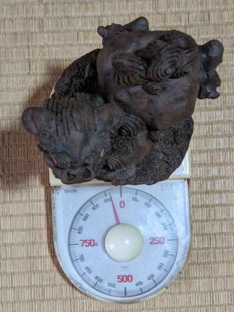 ♦沖縄 やちむん シーサー 足跳ね上げ香炉 魔除け 縁起物 置物飾り 骨董品