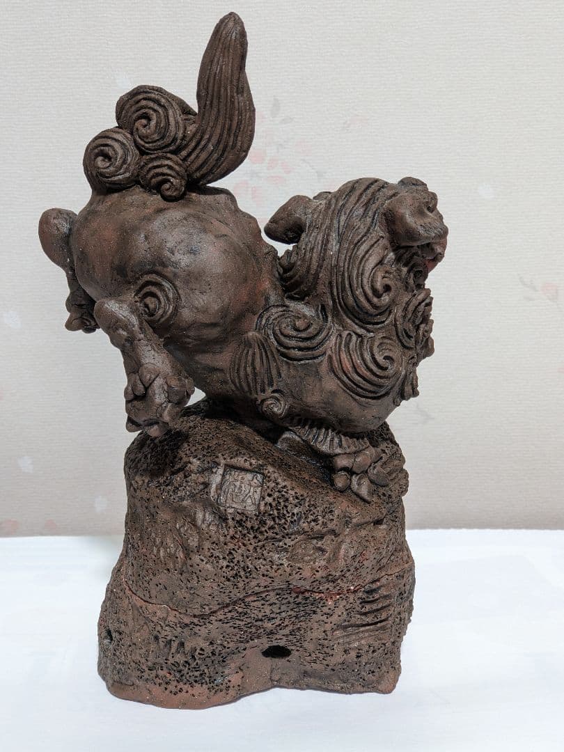 ♦沖縄 やちむん シーサー 足跳ね上げ香炉 魔除け 縁起物 置物飾り 骨董品