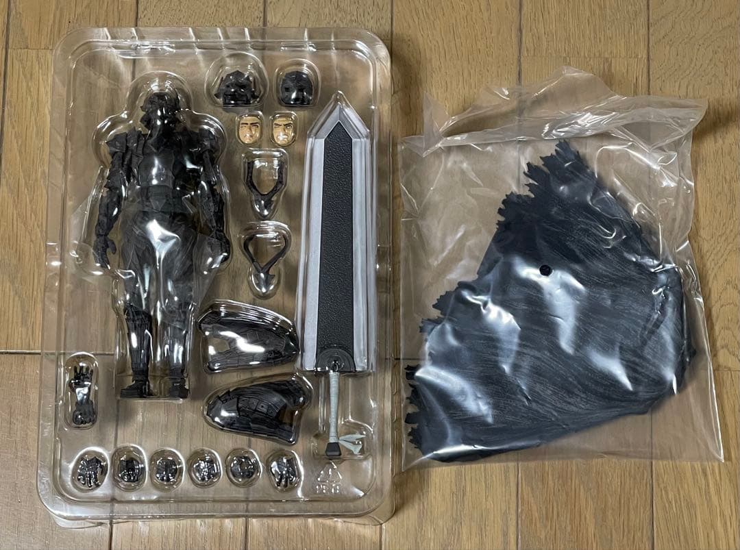 フィギュアーツ ベルセルク 狂戦士の甲冑 シールケ ガッツ 2体セット