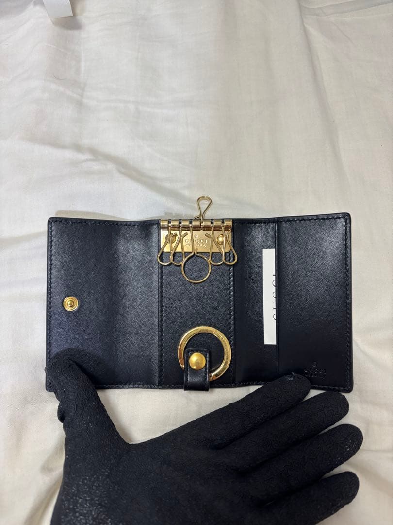 m*z様 【超メルカリ市限定価格】【未使用品】GUCCI ブラック レザー キー