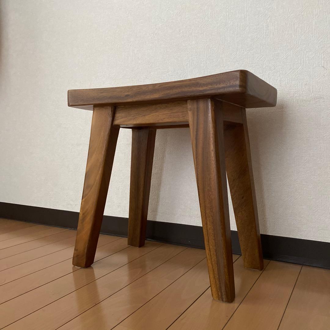 ギギリビング　木製ベンチ　ウッドスツール　カーブ