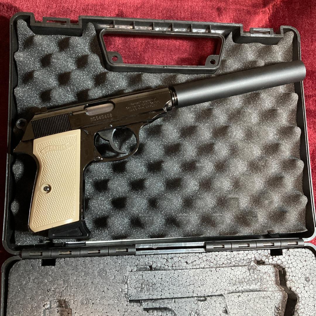 美品 マルゼン ワルサー PPK/S ブラックメタル ムービープロップ 予備マグ