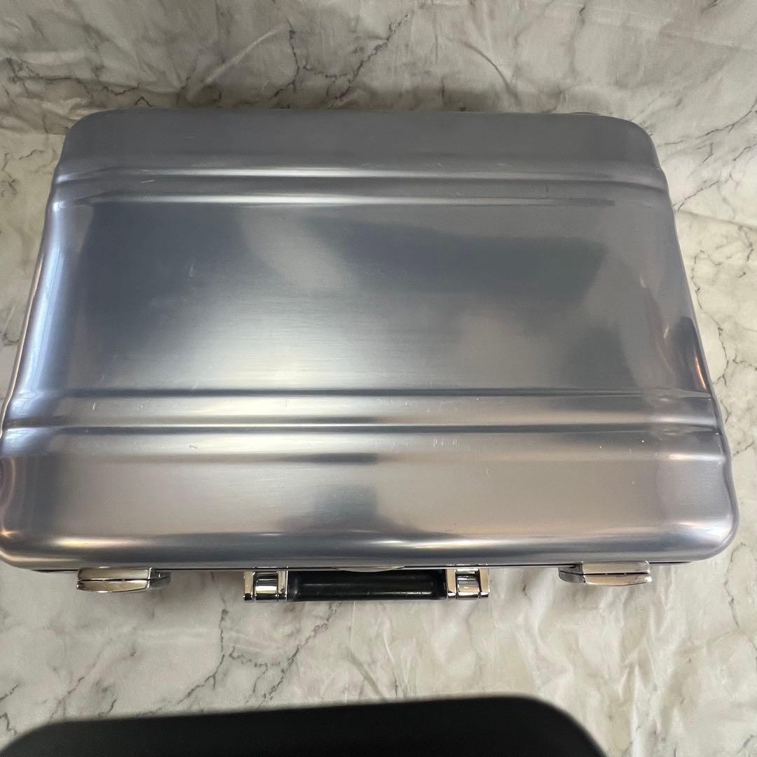 ゼロハリバートン アタッシュケース ビジネスバッグ ゼロハリ アルミケース