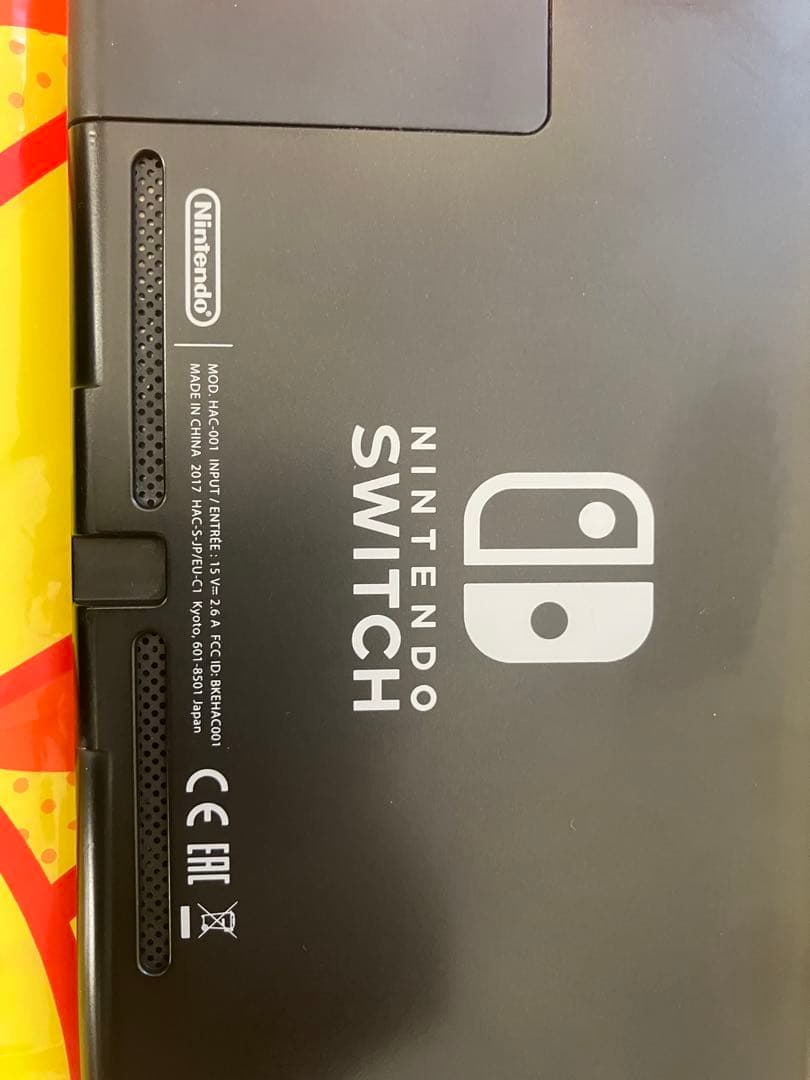 任天堂Switch、ドッグ、HDMIケーブル、電源ケーブル、マリカコントローラー