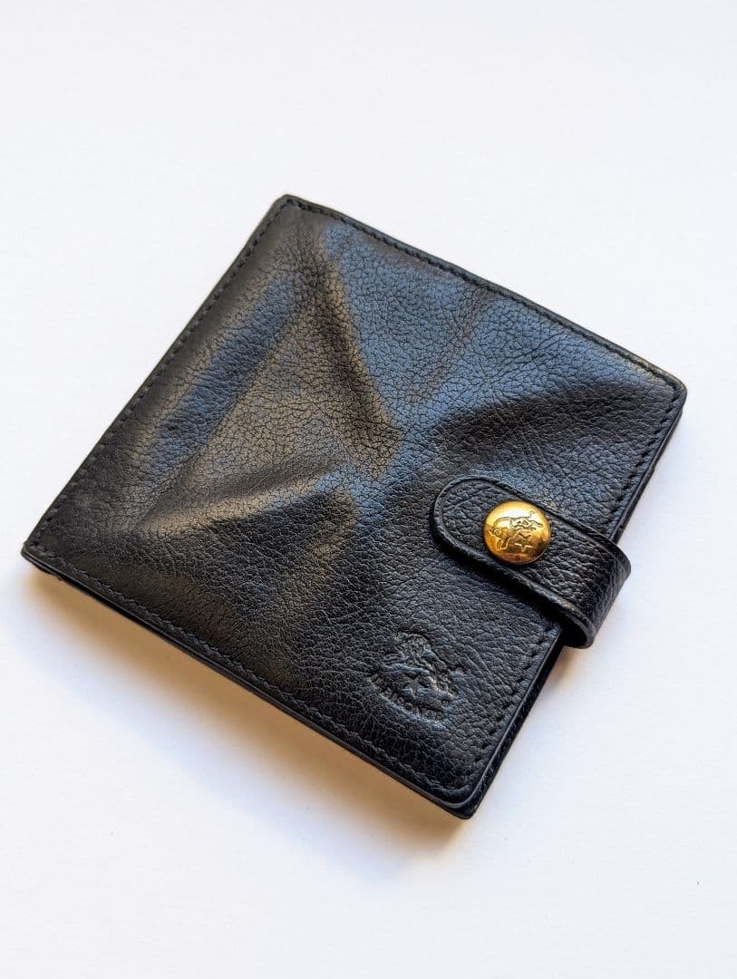 イルビゾンテ スクエアウォレット ブラック 美品 シボ加工 男女兼用