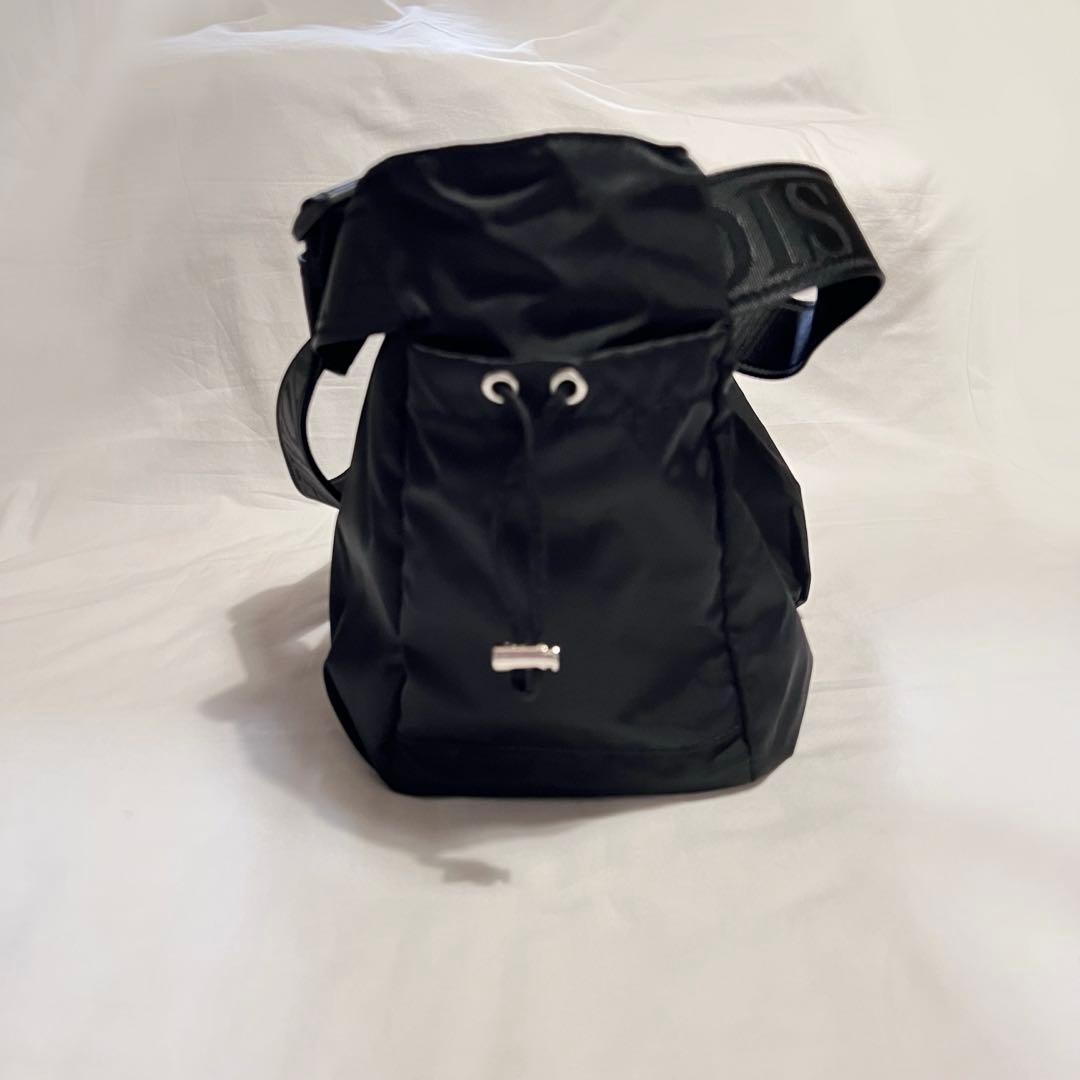 美品　NOMADIS ノマディスBASQUEMSLD 25SSショルダーバッグ