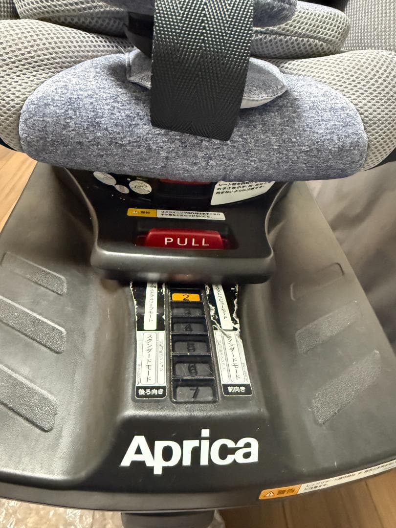 Aprica クルリラAC ISOFIX 回転式チャイルドシート