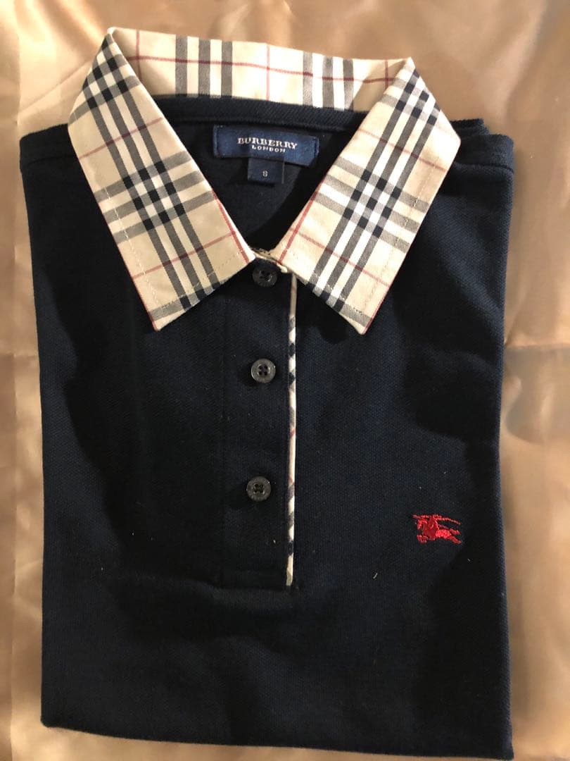 【Burberry】レディース　ポロシャツ　Sサイズ　新品未使用！