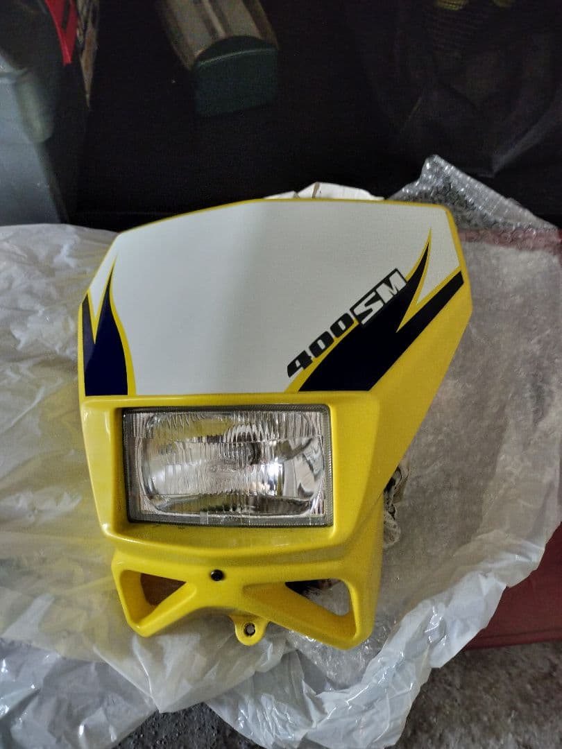 DRZ400SM　純正ヘッドライト　カバー