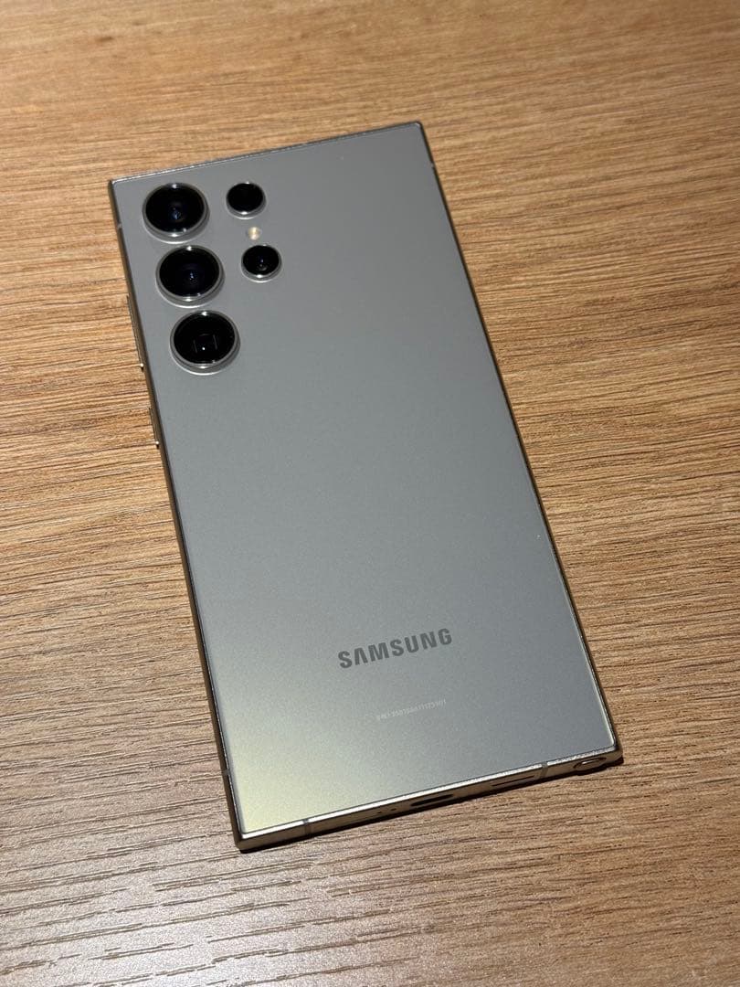 Galaxy S24 Ultra 12+256GB グレー米国版SIMフリー