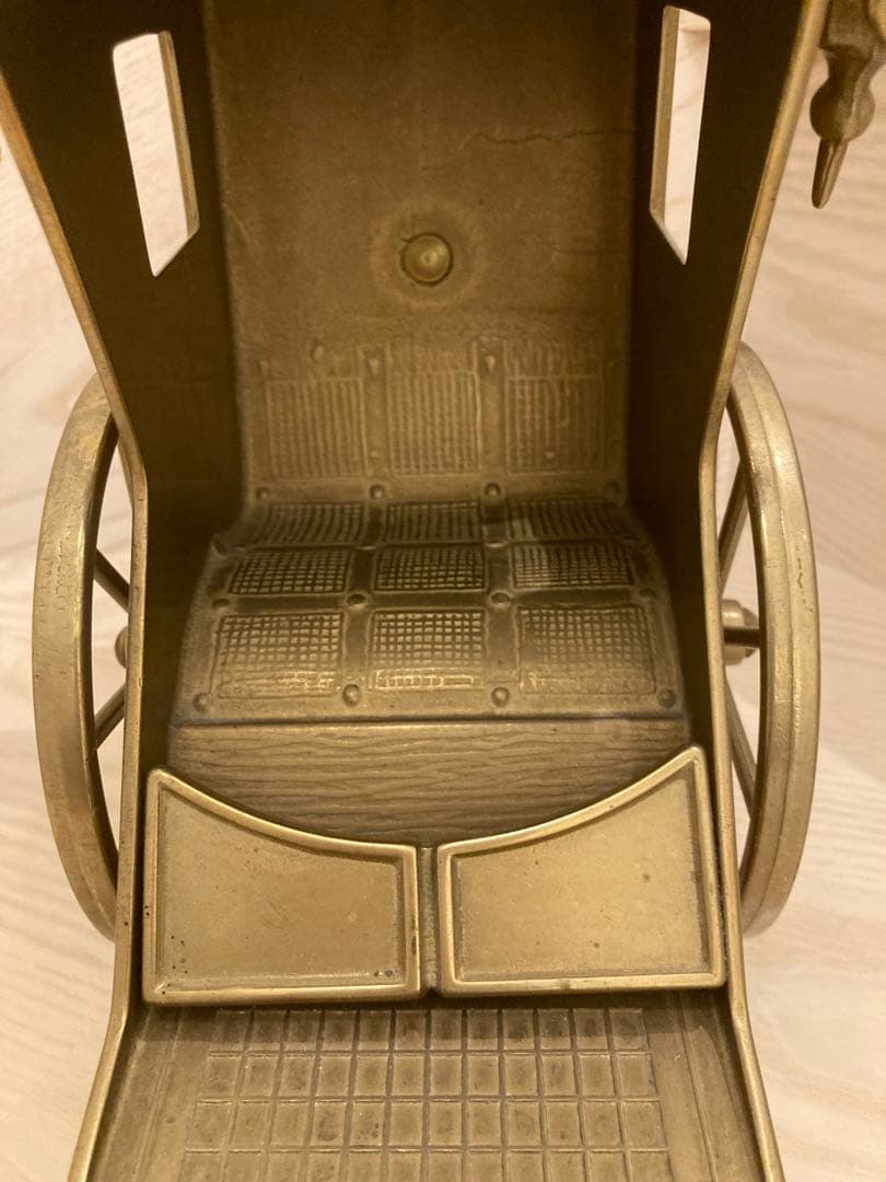 ヴィンテージ真鍮の置物、馬車を引く馬、真鍮の装飾、真鍮製