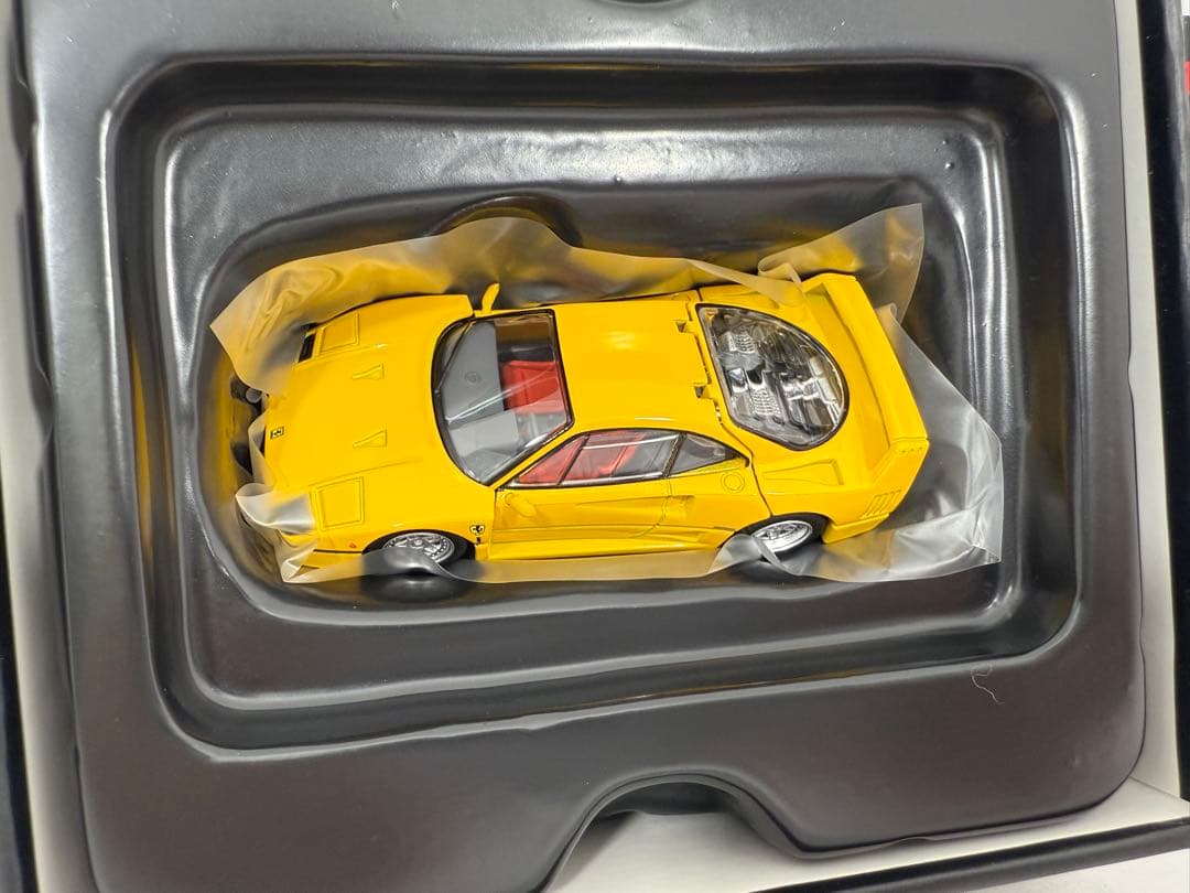 1/64 LV-NEO トミカリミテッドヴィンテージ フェラーリ F40 黄