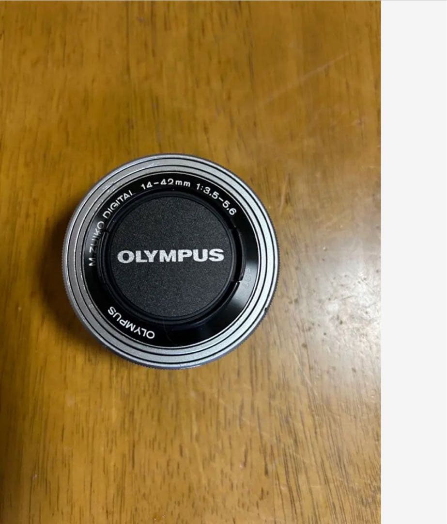 OLYMPUS PEN E-PL10 オリンパス　ミラーレス 一眼レフ　カメラ