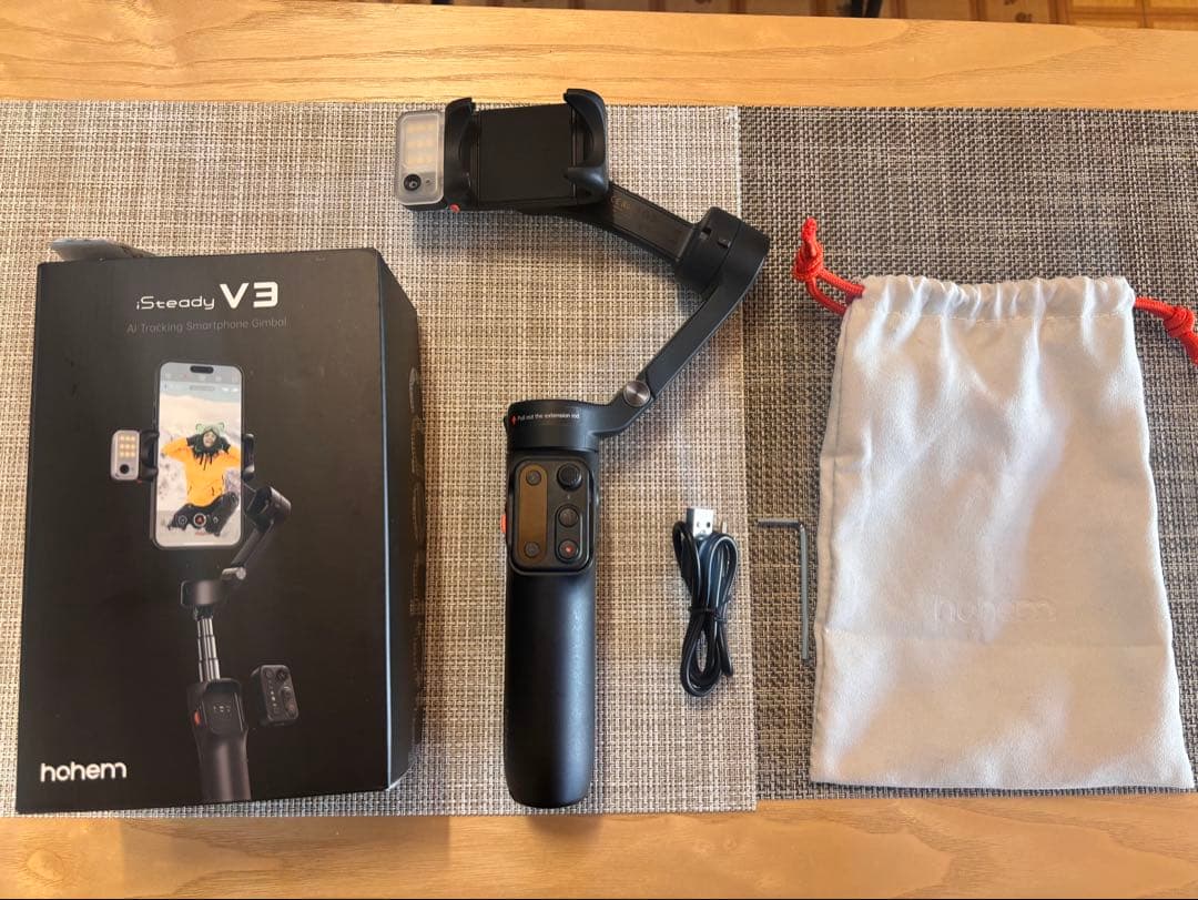 hohem V3 ジンバル 3軸スマホジンバル AI自動追跡 13時間駆動