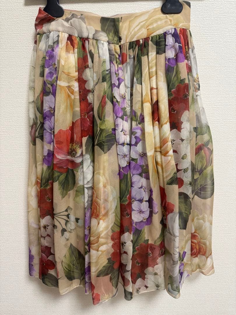 美品✨DOLCE&GABBANA 　フレア　フローラル　花柄　スカート　ドルガバ