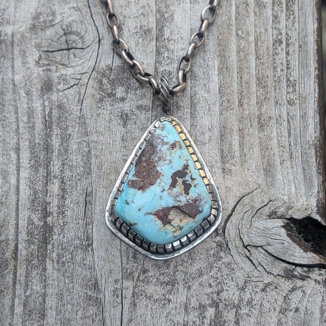 大粒　ハンドメイドのターコイズトップ　インディアンジュエリー風　ハンドメイド