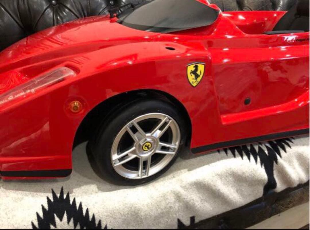 電動乗用 フェラーリ キッズカー レッド 未使用品 美品