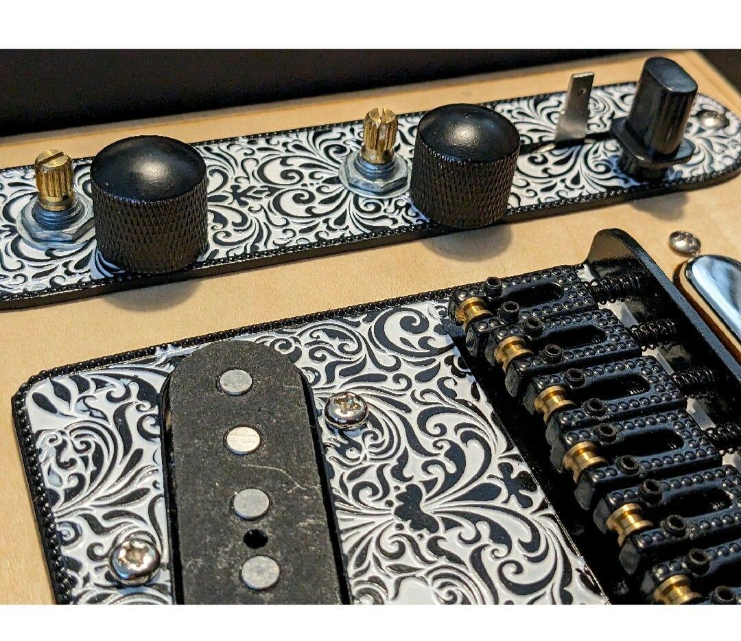 アルニコV　ピックアップ　ローラーサドル　メタルプレート　アセンブリ　セット