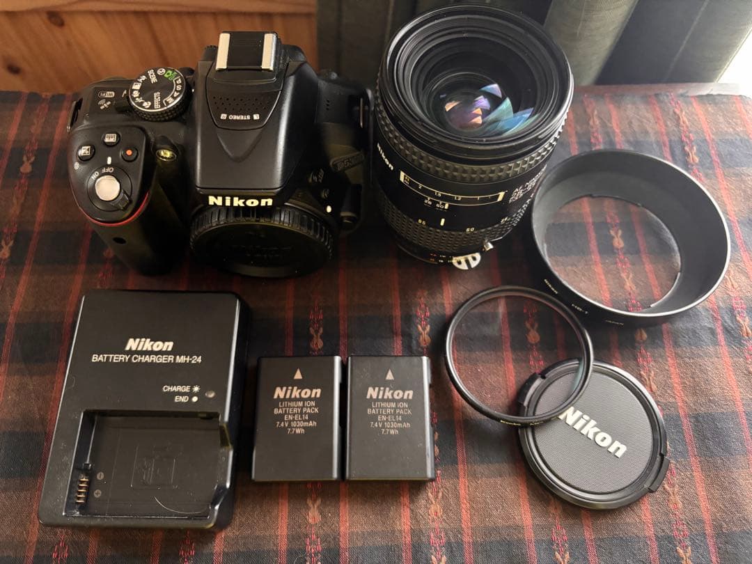 最終価格★NikonD530ズームレンズ純正バッテリー2個10219ショット