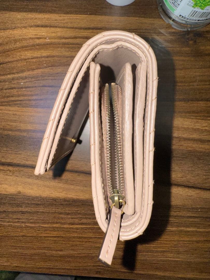 ま*ん様 GUUCI　グッチ GG マーモント 2つ折り財布 598629 53