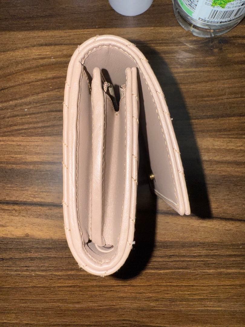 ま*ん様 GUUCI　グッチ GG マーモント 2つ折り財布 598629 53