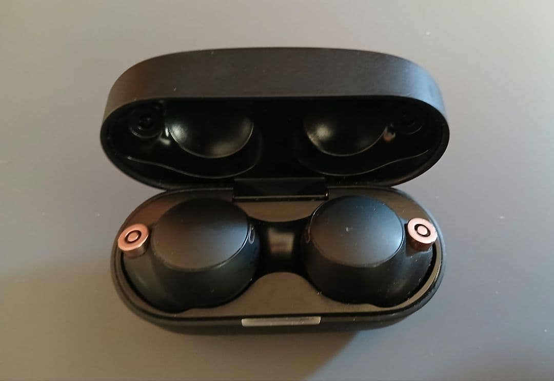 SONY　WF-1000XM4　ワイヤレス　ノイズキャンセリング　イヤホン　③