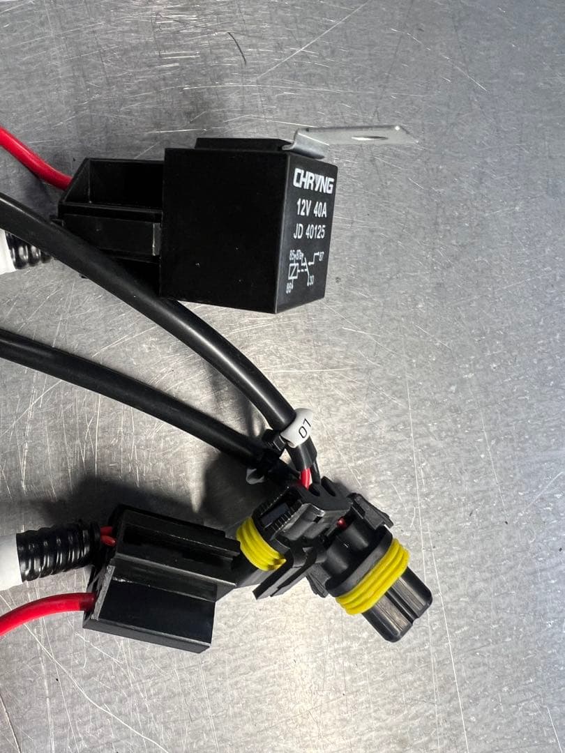 1～3型［HAハロゲン］→4型［純正LED］ヘッド変換ハーネス　ハイエース