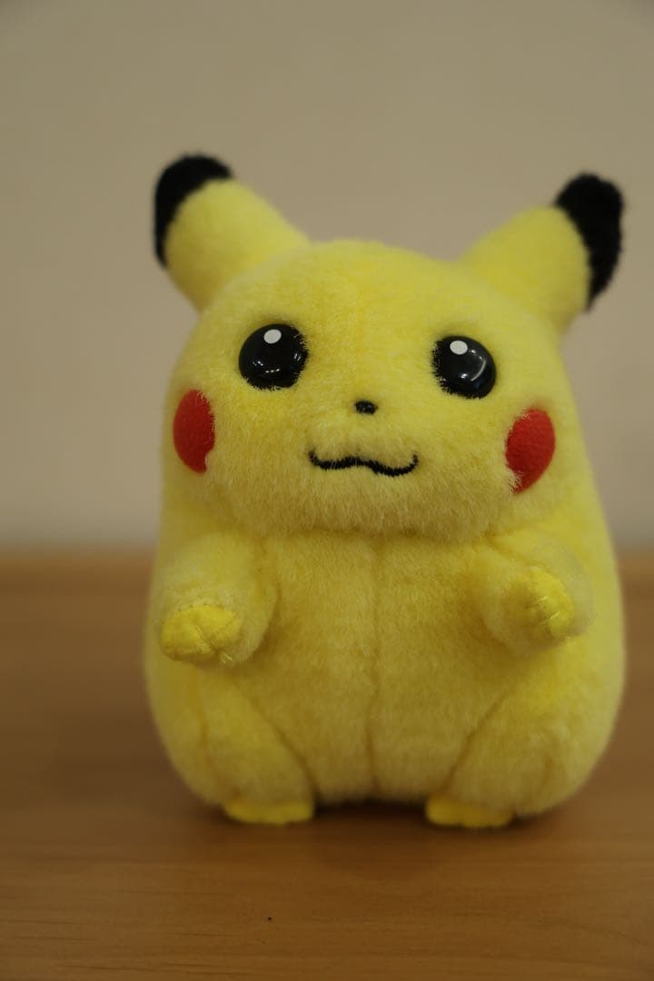 ポケモン TOMY ピカチュウ ぬいぐるみ 初期ピカ①