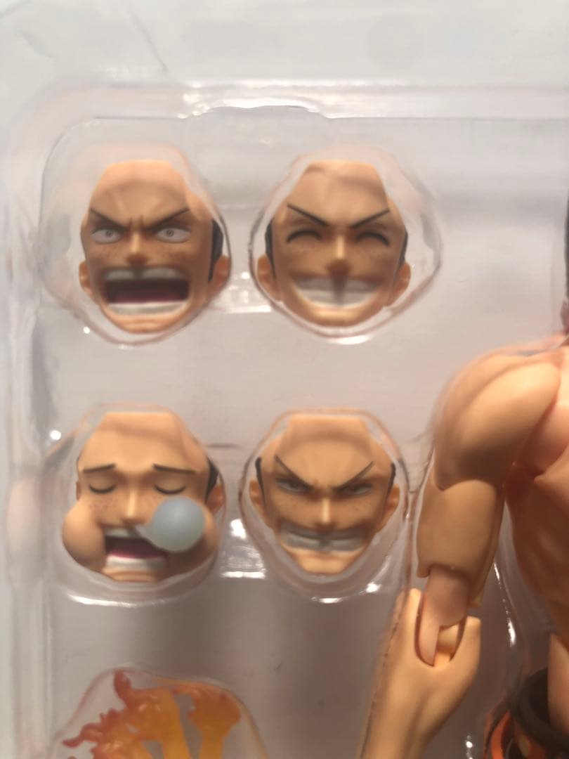 s.h.フィギュアーツ　モンキー・D・ルフィ　ポートガス・D・エース