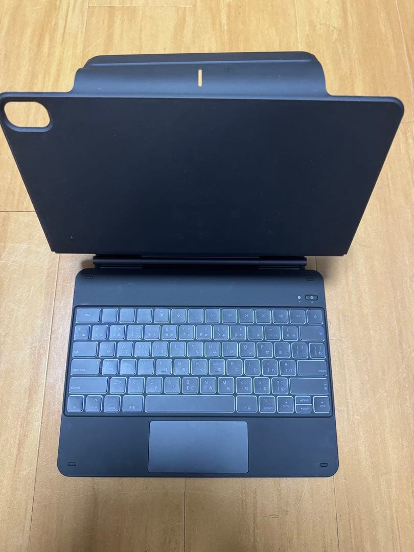 ESR iPad Air 13インチ用キーボード付きケース