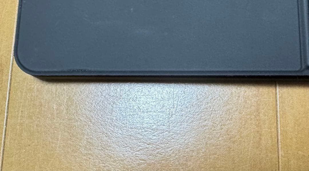 ESR iPad Air 13インチ用キーボード付きケース