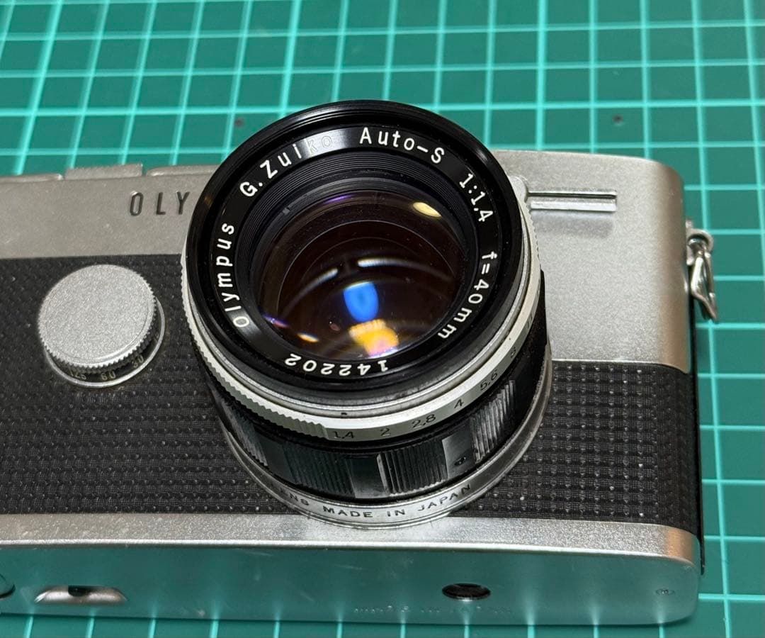 フィルムカメラ OLYMPUS PEN F G.Zuiko Auto-S 1:1.4 40mm