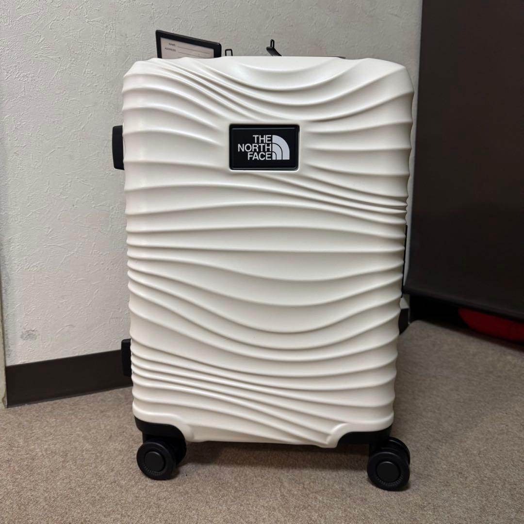 機内持込 20インチ 海外限定 THE NORTH FACE キャリーケース