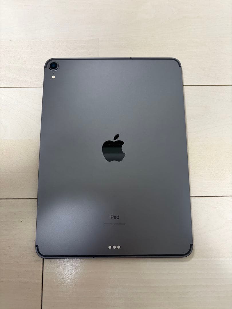【美品】iPad Pro 11 1st 256GB セルラー版